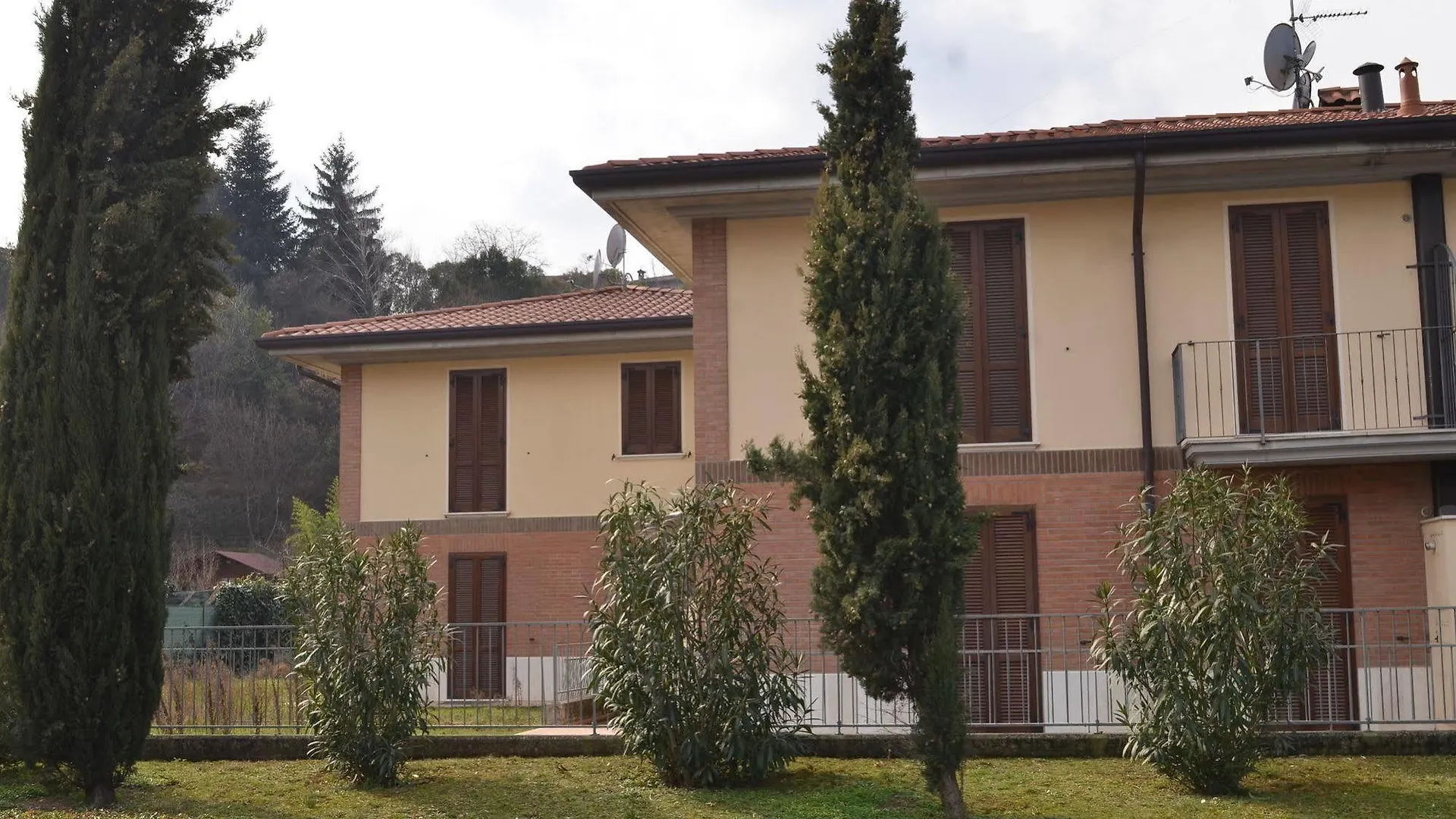 Corte Dei Cipressi Roe 0*,  Italia