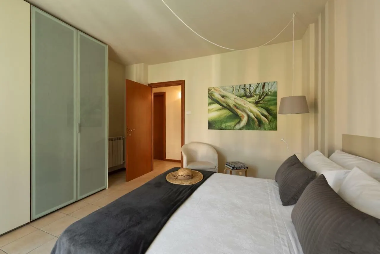 Appartamenti Corte Dei Cipressi Roe Apartment